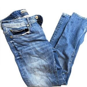 Classic Blue Skinny Jeans with Faded Gradient